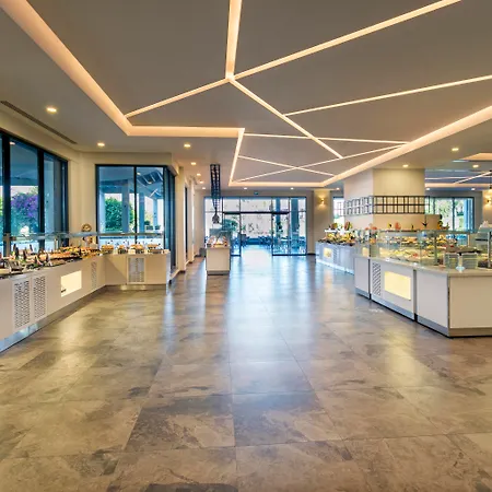 Resort Moevenpick Antalya