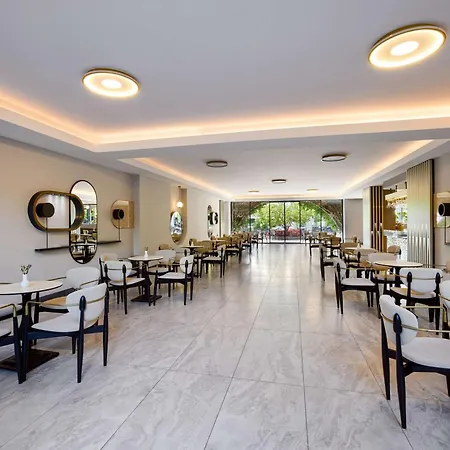 Moevenpick Antalya 5*