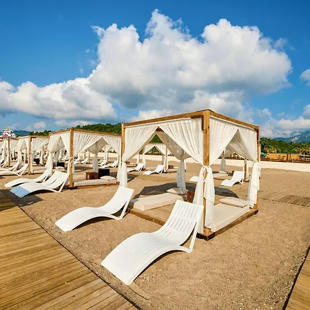 Moevenpick Antalya 5*