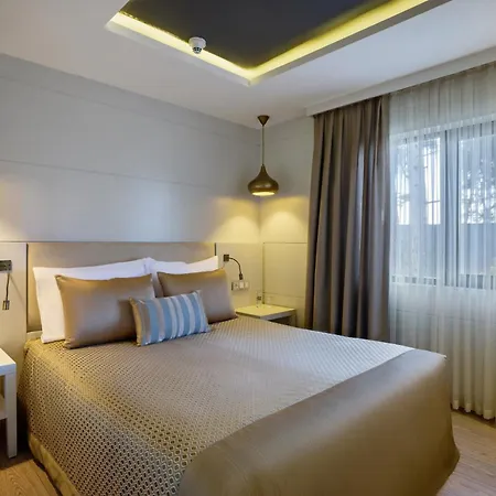Moevenpick Antalya 5*