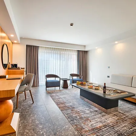 Moevenpick Antalya Resort 5*