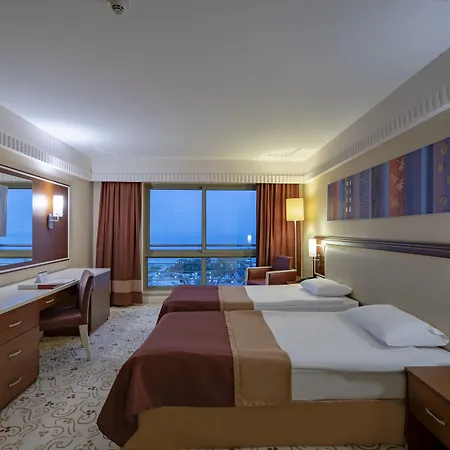 Rezort Moevenpick Tekirova 5*