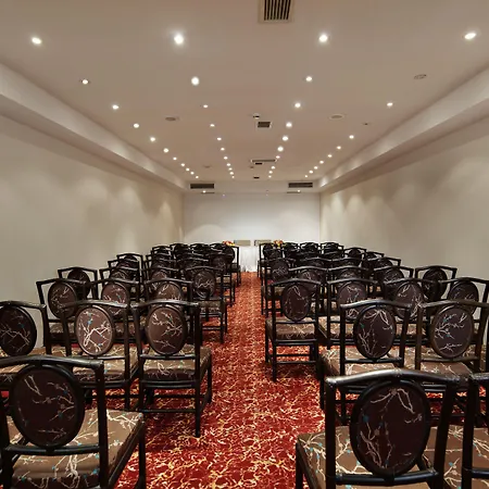 Rezort Moevenpick Tekirova 5*