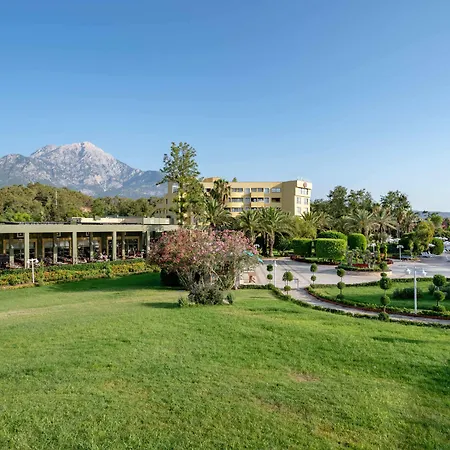 Rezort Moevenpick Tekirova Antalya