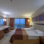 Ośrodek wypoczynkowy Moevenpick Tekirova 5*