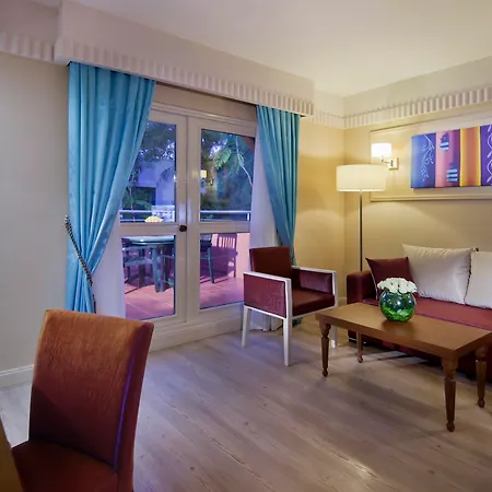 Complex Moevenpick Tekirova